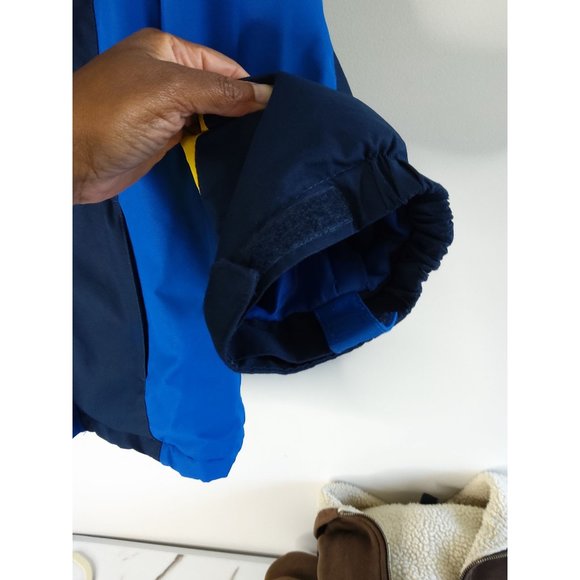 Swiss Tech Boys Coat - Picture 5 of 8